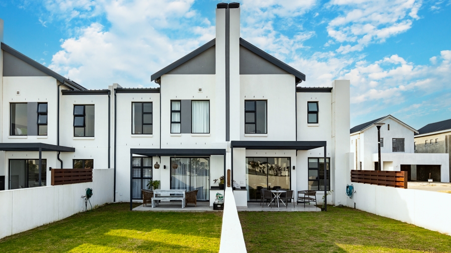 3 Bedroom Property for Sale in Le Coste Estate Western Cape